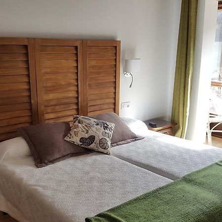 Hostal Nevandi Еспінама Екстер'єр фото
