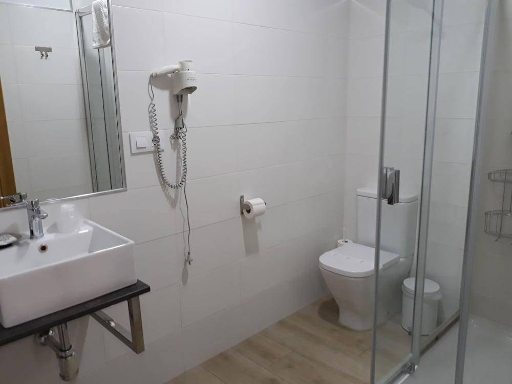 Hostal Nevandi Еспінама Екстер'єр фото