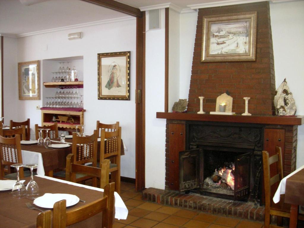Hostal Nevandi Еспінама Екстер'єр фото